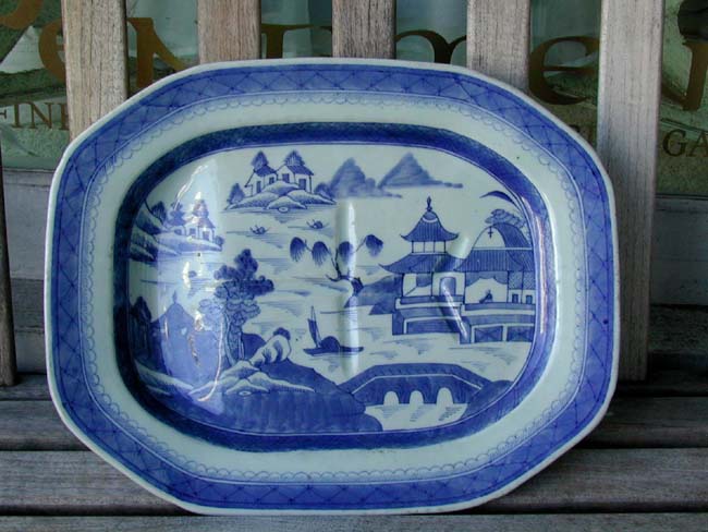 Antique Canton "Well and Tree" Pattern Platter circa 1830