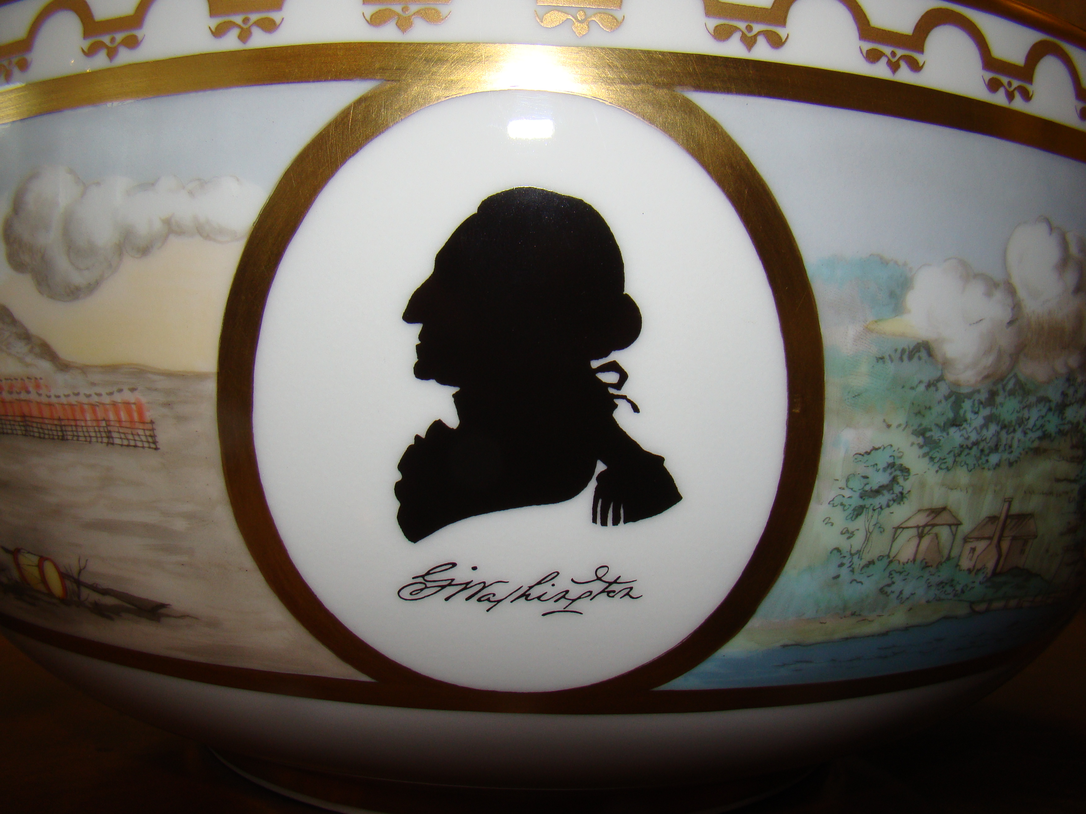 An "American Revolution" Limited Edition punch bowl made by Royal Copenhagen in 1976 — image 6