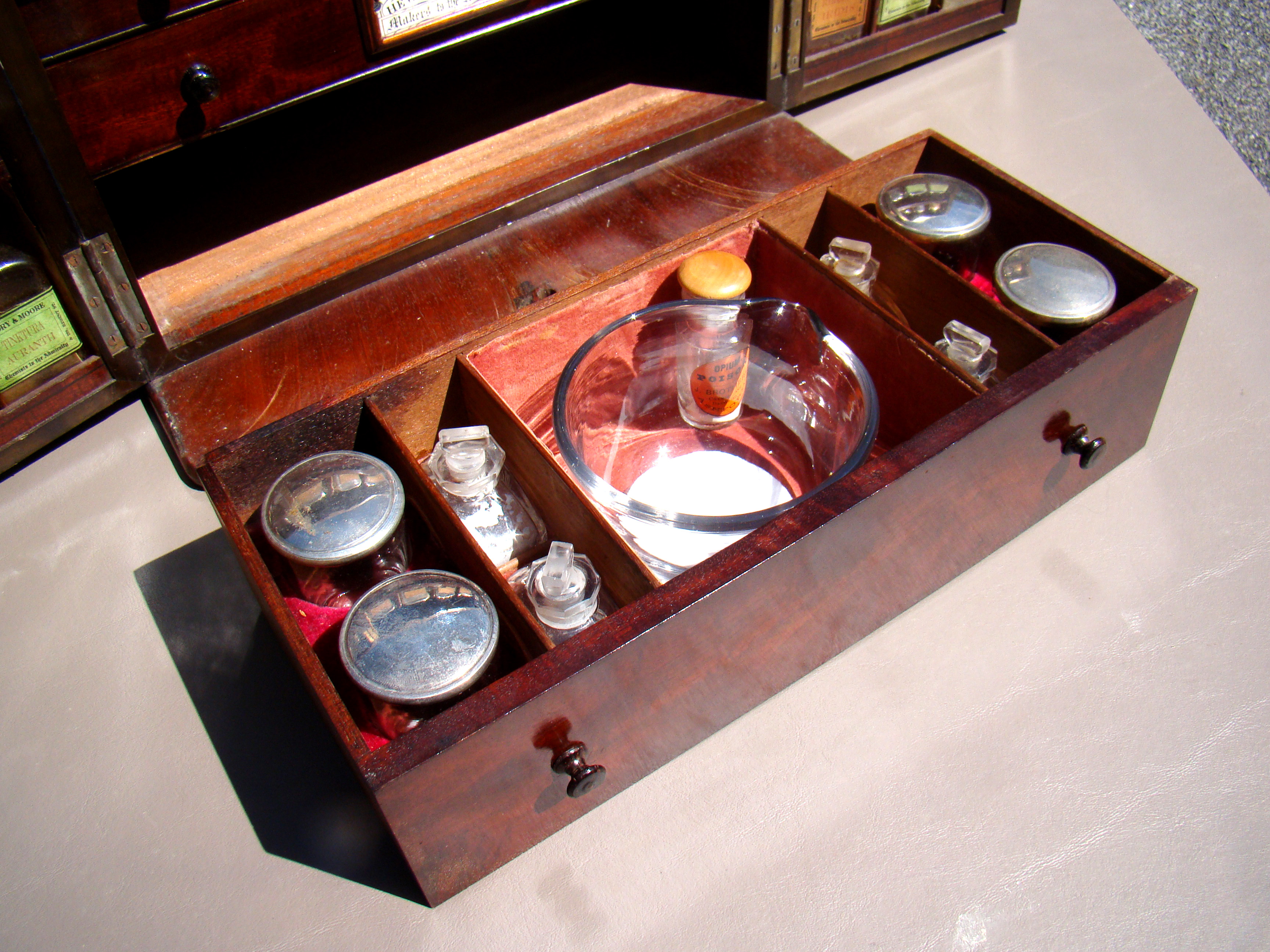 A FABULOUS and RARE English Apothecary Chest signed "Hewitt & Son. Makers to the Admiralty" circa 1830 — image 8