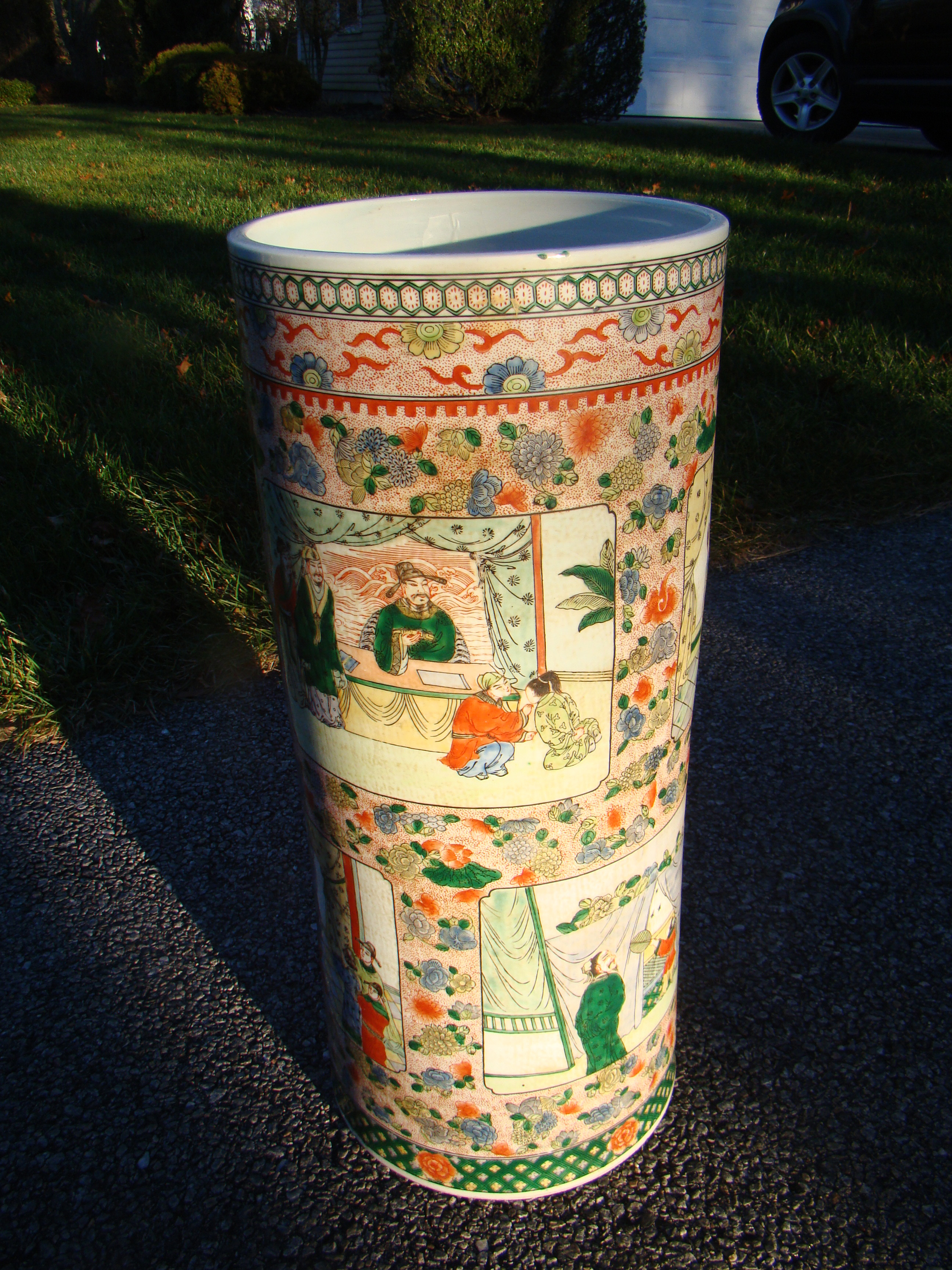 A stunning antique Chinese umbrella stand, late 19th or early 20th century — image 2