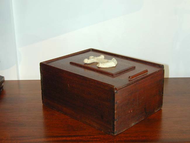 A 19th century Whalebone Mounted Storage or Document Box — image 2