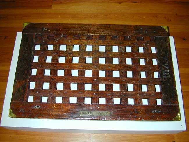 Late 19th or early 20th Century Ship's Wheel House Deck Grate — image 2