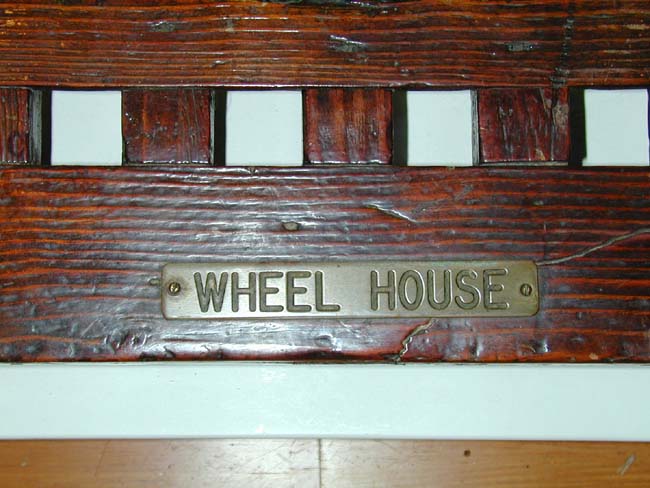 Late 19th or early 20th Century Ship's Wheel House Deck Grate — image 4