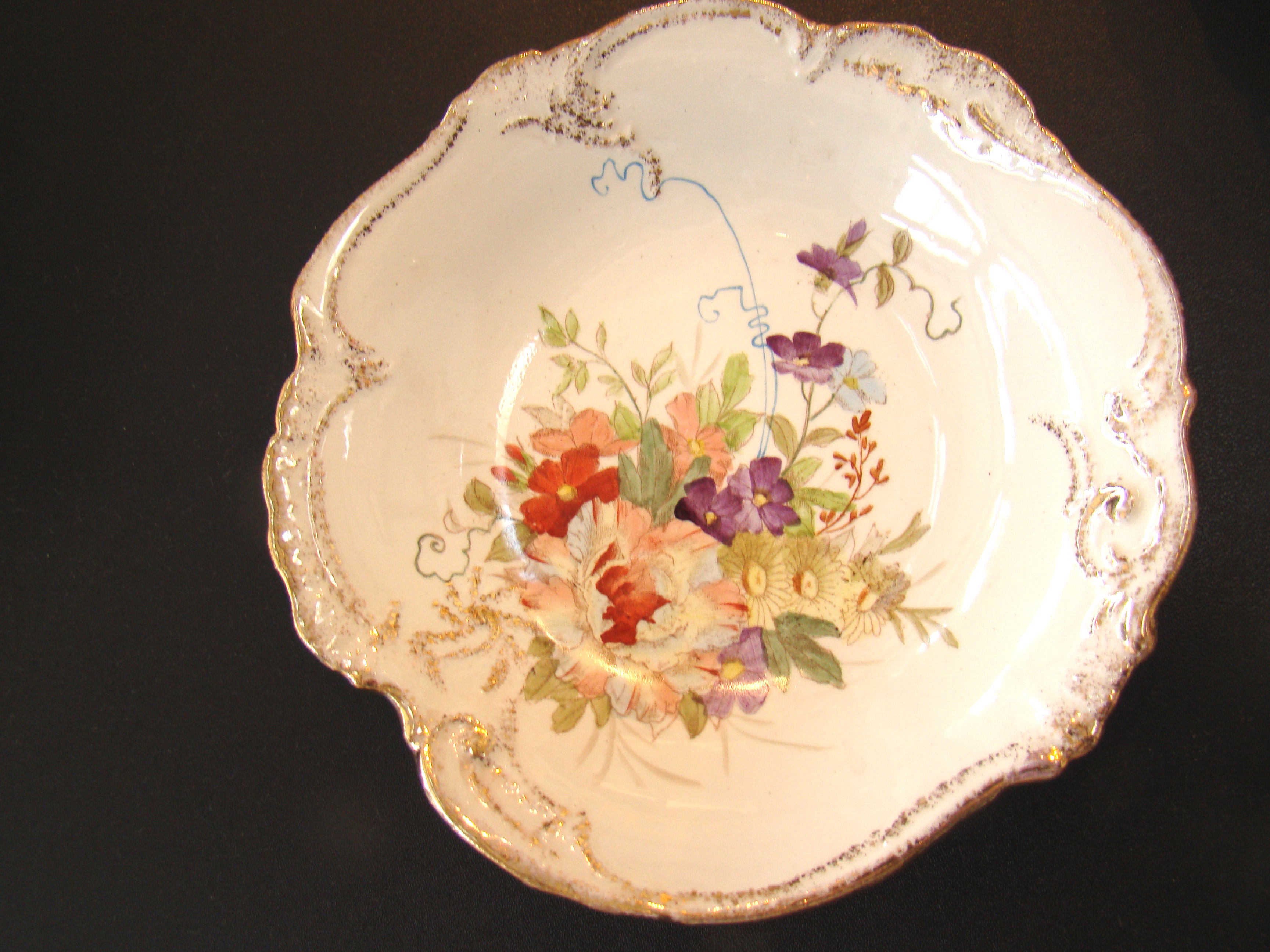 A beautiful set of 11 hand painted dishes made in Bonn, Germany circa 1830-1890 — image 2