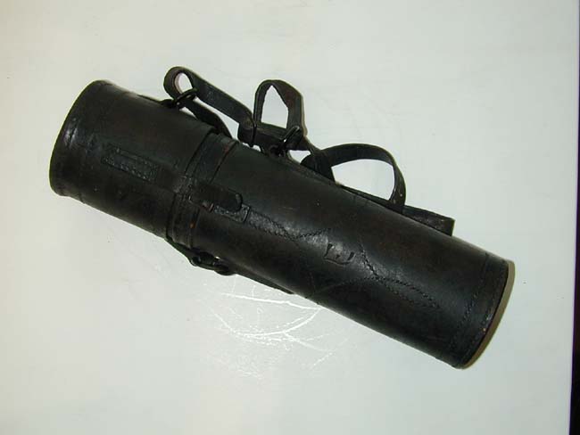 A Fine and Rare Early 19th Century Three-Draw Telescope Signed 'G. Dixey' With Original Case — image 3