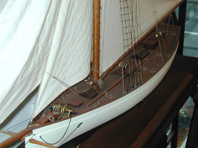 Scale Model of the 1885 America's Cup Yacht "Puritan" — image 3