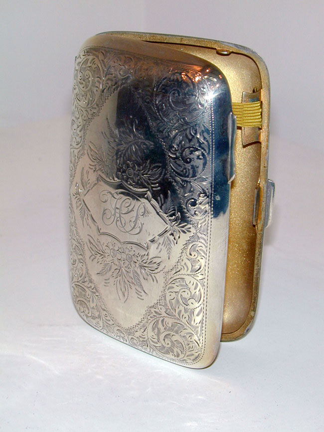 An English Sterling Silver Cigarette/Cigar Case Hallmarked 1909