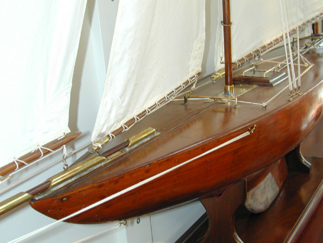 Fine and Large English Hand Made Model Racing Pond Yacht Circa 1910 — image 6