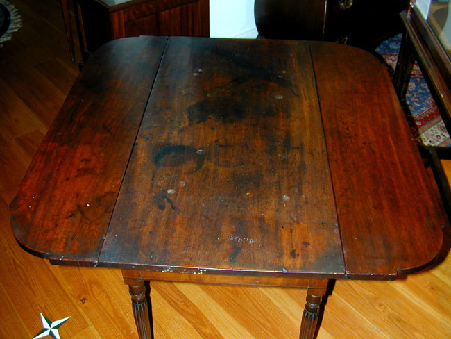 Antique Federal Period Mahogany Pembroke Table Circa 1810 — image 3