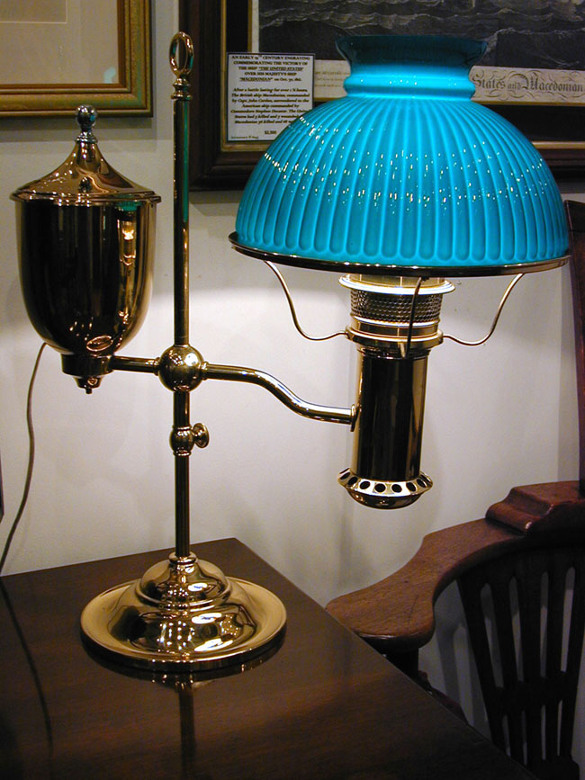 A Fine "Rayo" Reading Lamp circa 1905 — image 3