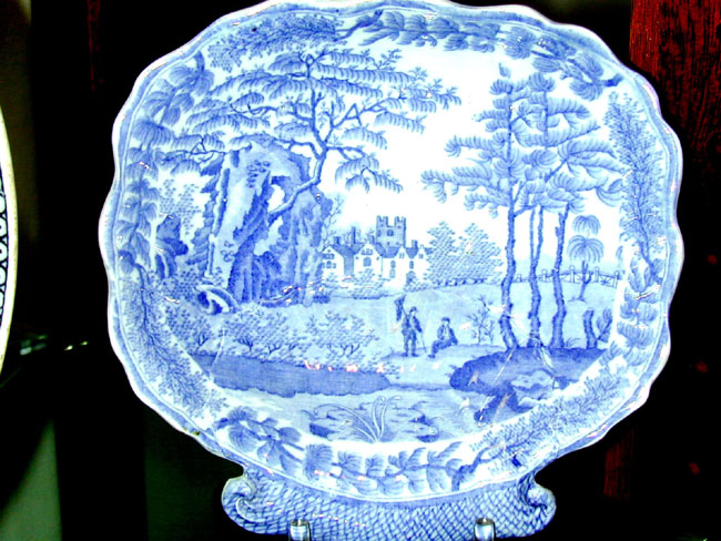 Antique Early 19th Century English Davenport Porcelain 'Pickle' dish Circa 1815