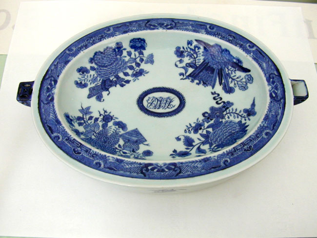 Early 19th Century Chinese Export 'Fitzhugh' Hot Water Platter With Owner's Initials in Script H M B