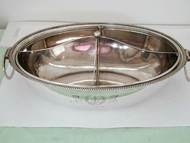 Highly Rare and Important Silver Plated Covered Entree Dish With the Arms of Admiral Lord Nelson  — image 4