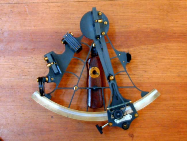 Fine Cased Mariner's Sextant circa 1928