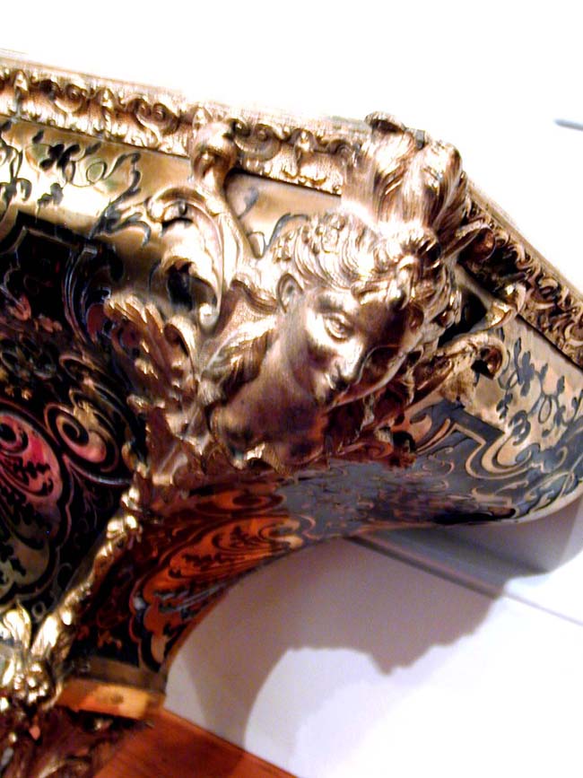 An Antique french Louis XV Period Tortoiseshell and Gilt Brass Clock or Wall Bracket Circa 1715-1725 — image 2
