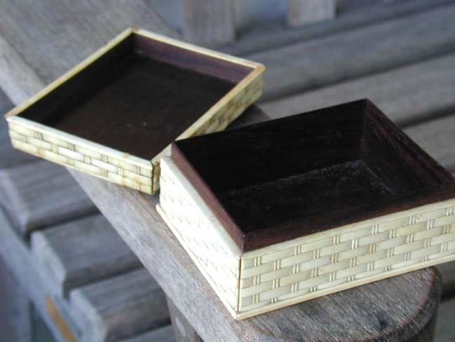 A 19th century Woven Ivory Box with Rosewood Interior — image 2
