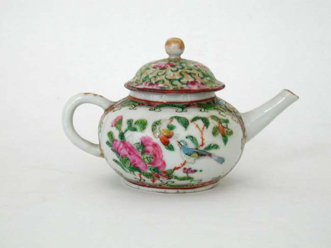 An Early 19th Century Miniature Chinese Export Porcelain 'Rose Medallion' Teapot