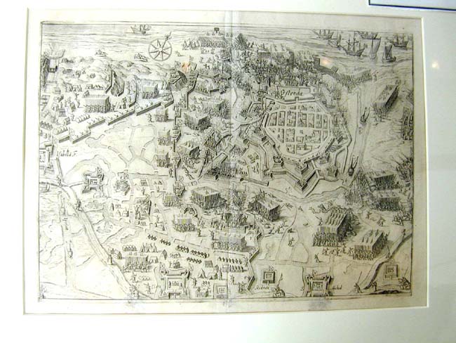 A Rare Battle Map Depicting the Siege of Ostenda published by Emanuel Van Meteran in 1640 — image 2