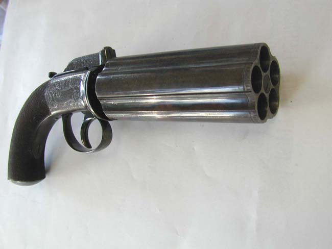 An Exceptionally Fine Five-Shot Percussion Large Caliber PEPPERBOX Revolver Circa 1848 — image 4