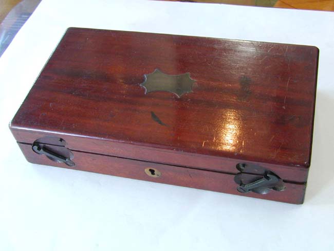 A Cased English Six Shot Percussion PEPPERBOX Revolver circa 1860 With All Original Accessories — image 5