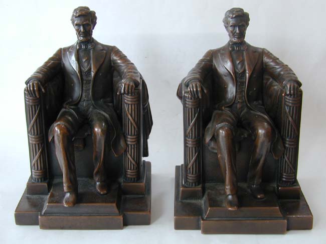 A Pair of Lincoln Memorial Bronze Antique Bookends made by Jennings Brothers circa 1930