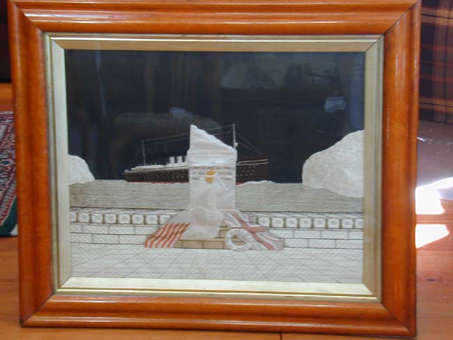 A Rare Memorial Silkwork Commemorating the Sinking of the TITANIC in 1912 — image 2