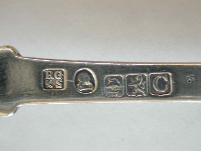 A Fine set of 6 Scottish Sterling Silver King's Pattern Dinner Forks by Robert Gray, Edinburgh,1821 — image 3