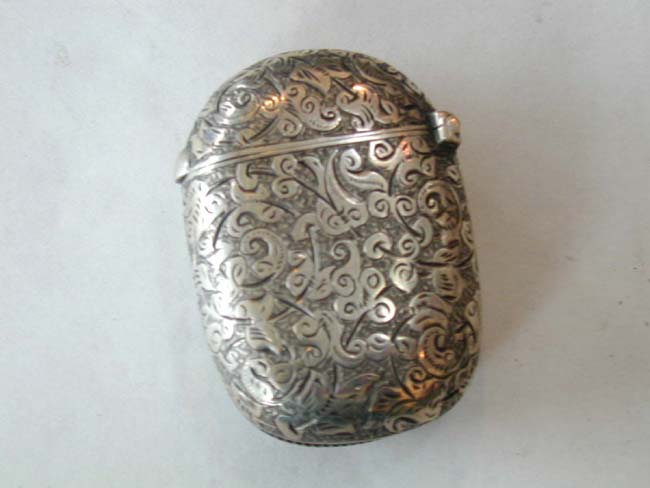 An English Victorian Sterling Silver 'Matchsafe' made in 1893 — image 2